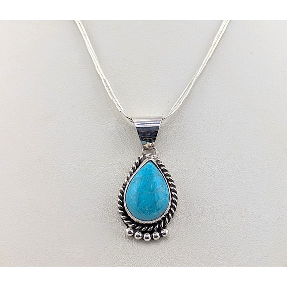 Authentic Navajo Necklace Blue Turquoise Pendant Native American Jewelry ** - Picture 2 of 10